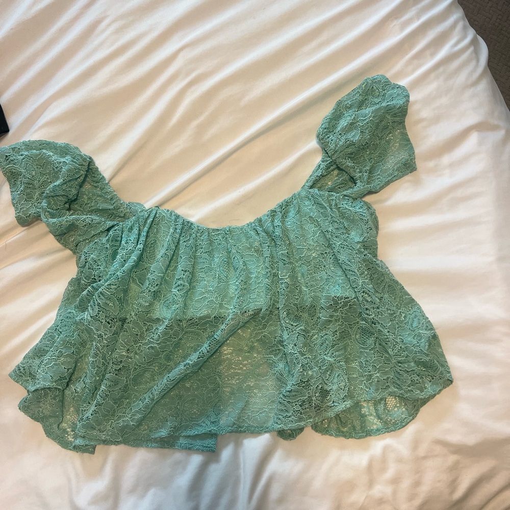 Green lace crop top